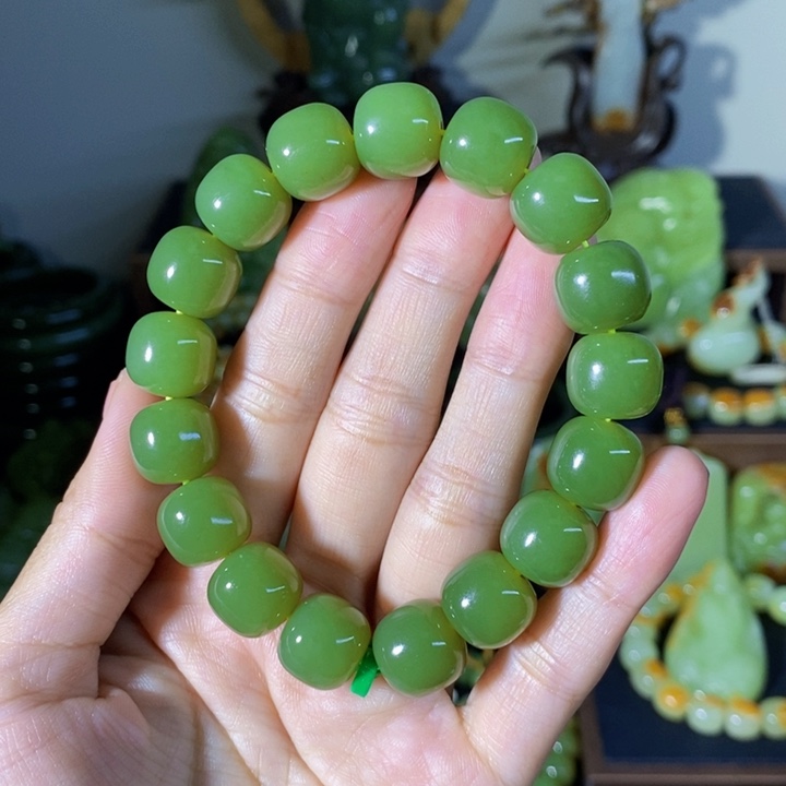 套链未镶嵌和田玉八*