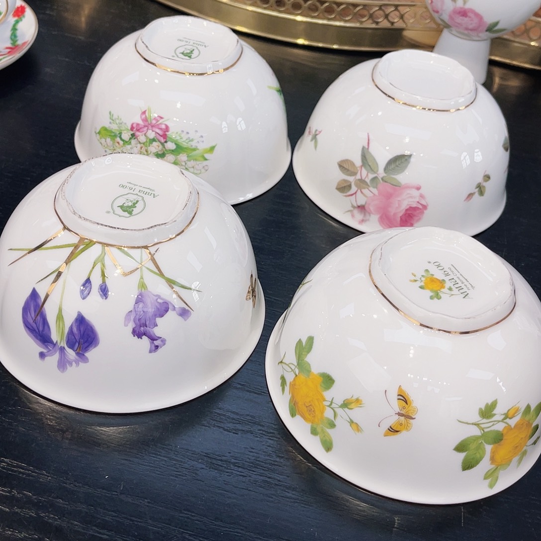 骨瓷饭碗4个///////