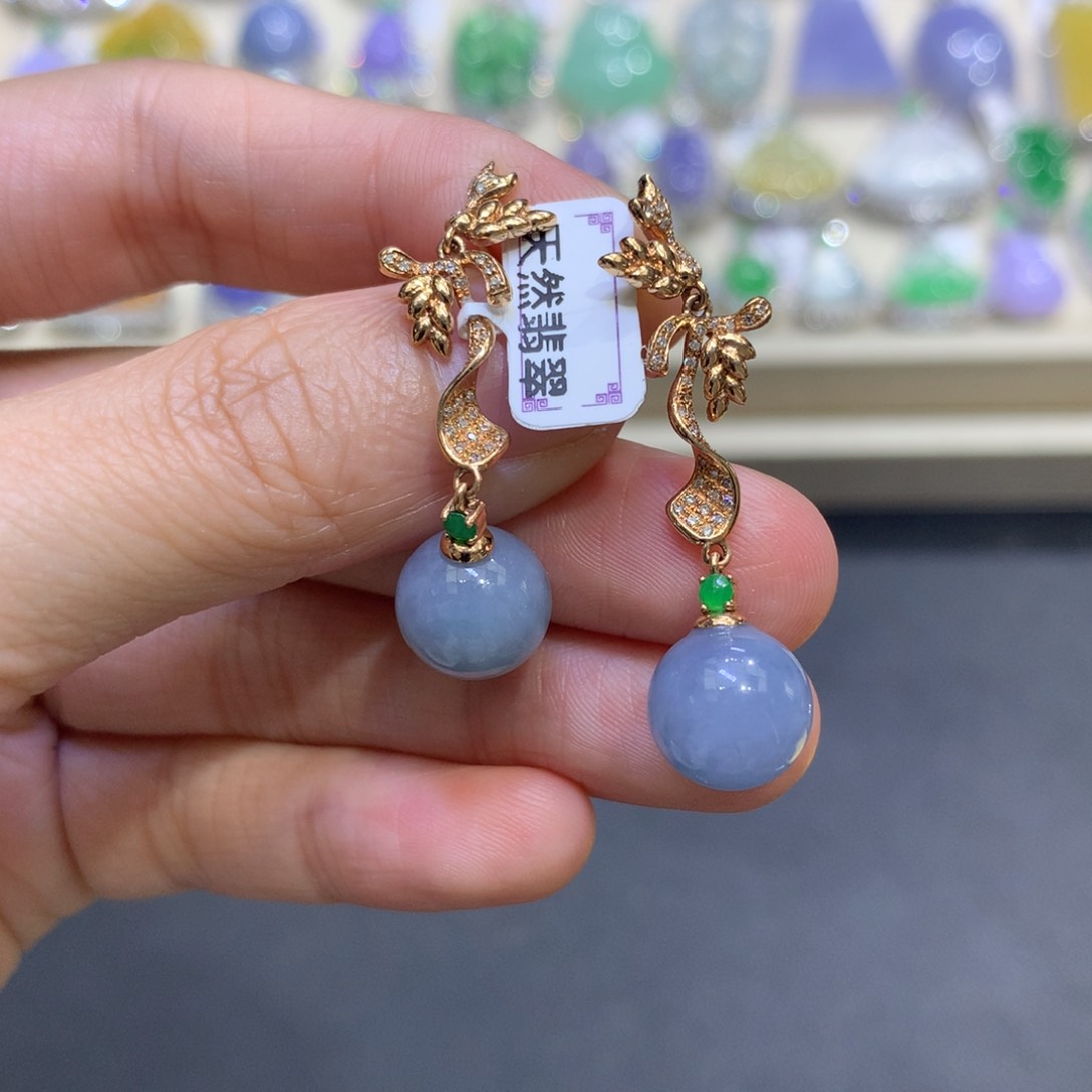 翡翠18K金镶嵌颈饰翡翠