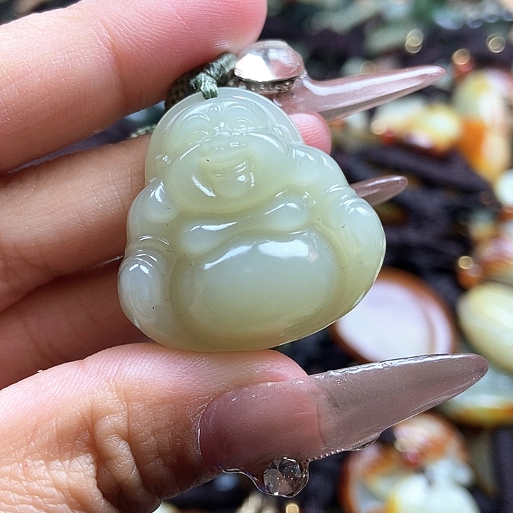 和田玉颈饰未镶嵌