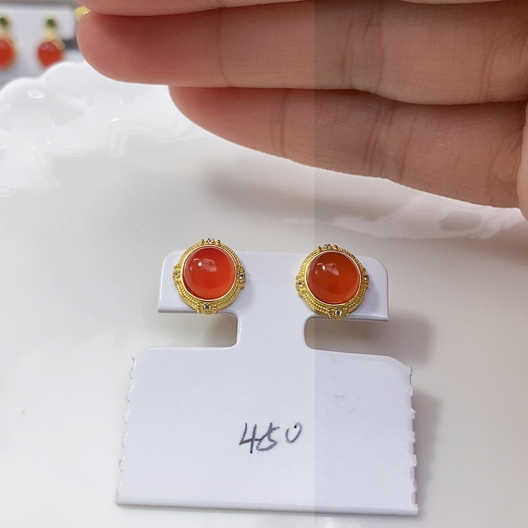 南红玛瑙特价珠宝展保山冰红南红耳饰未镶嵌