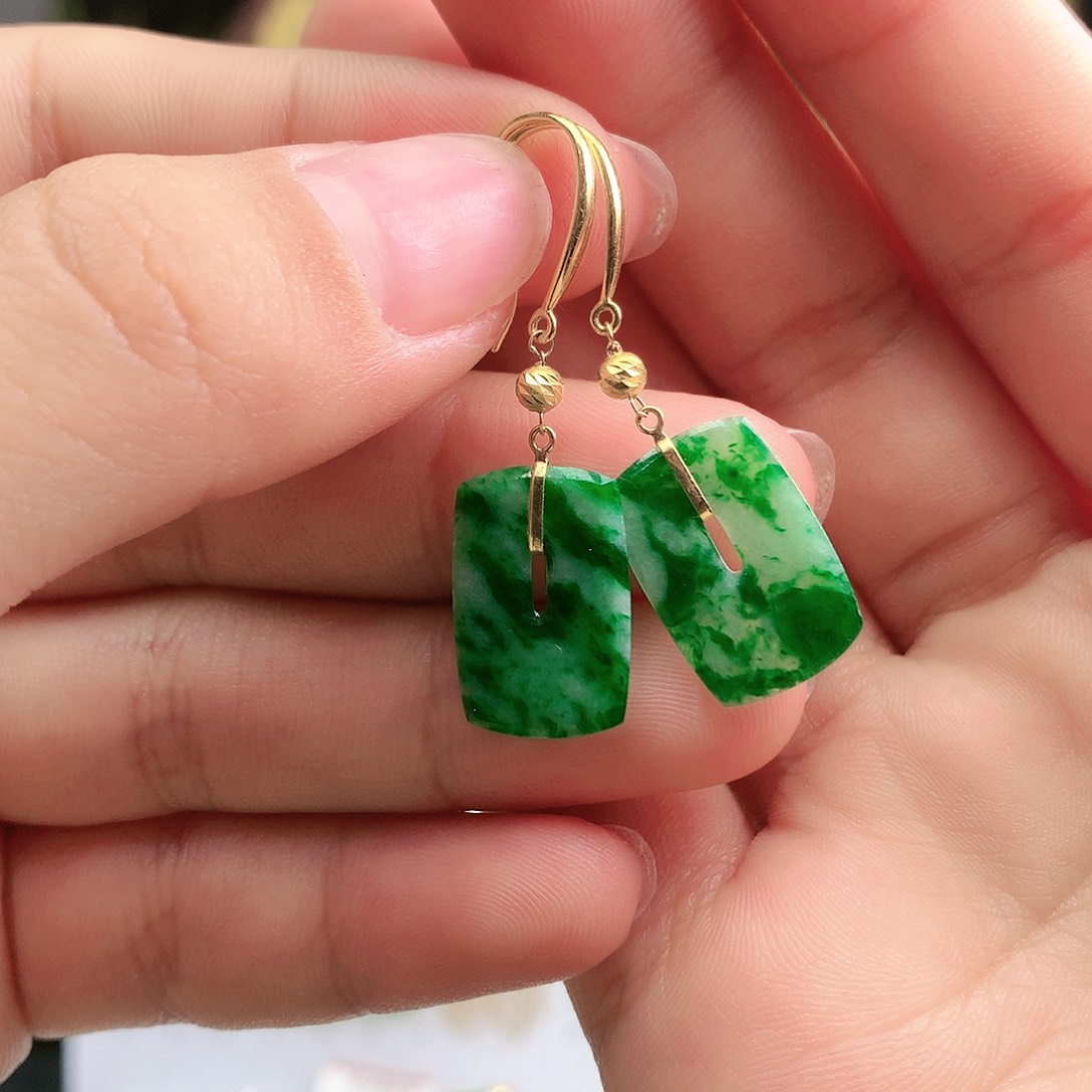 翡翠耳饰18K金镶嵌耳饰