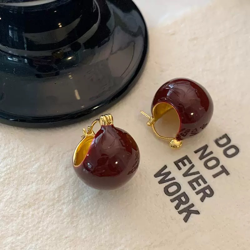 铜合金耳饰 酒红篮子 复古秋冬显白高端气质女人味耳扣耳环 A27