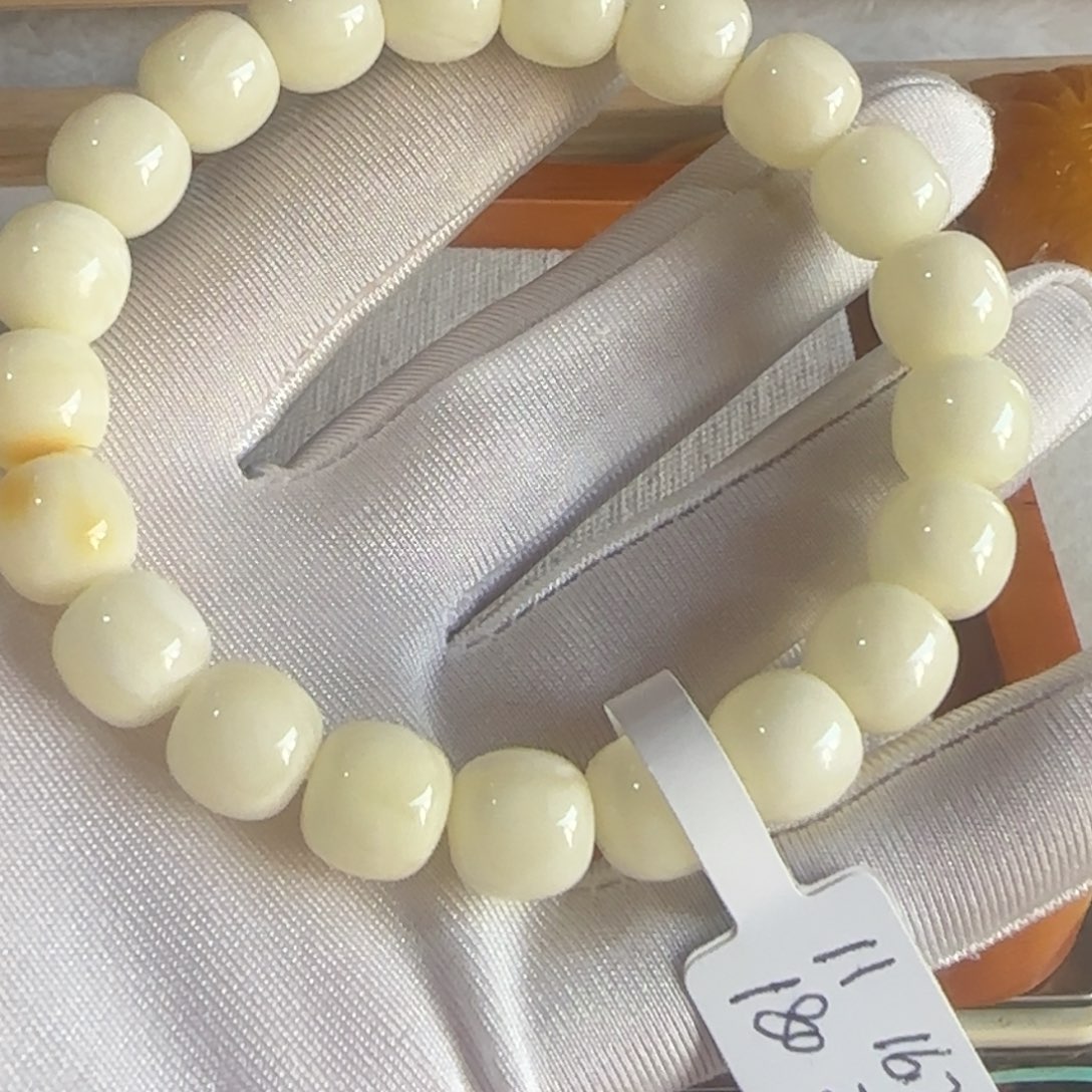 琥珀未镶嵌手链同料乌瓷白精工精品老型手串