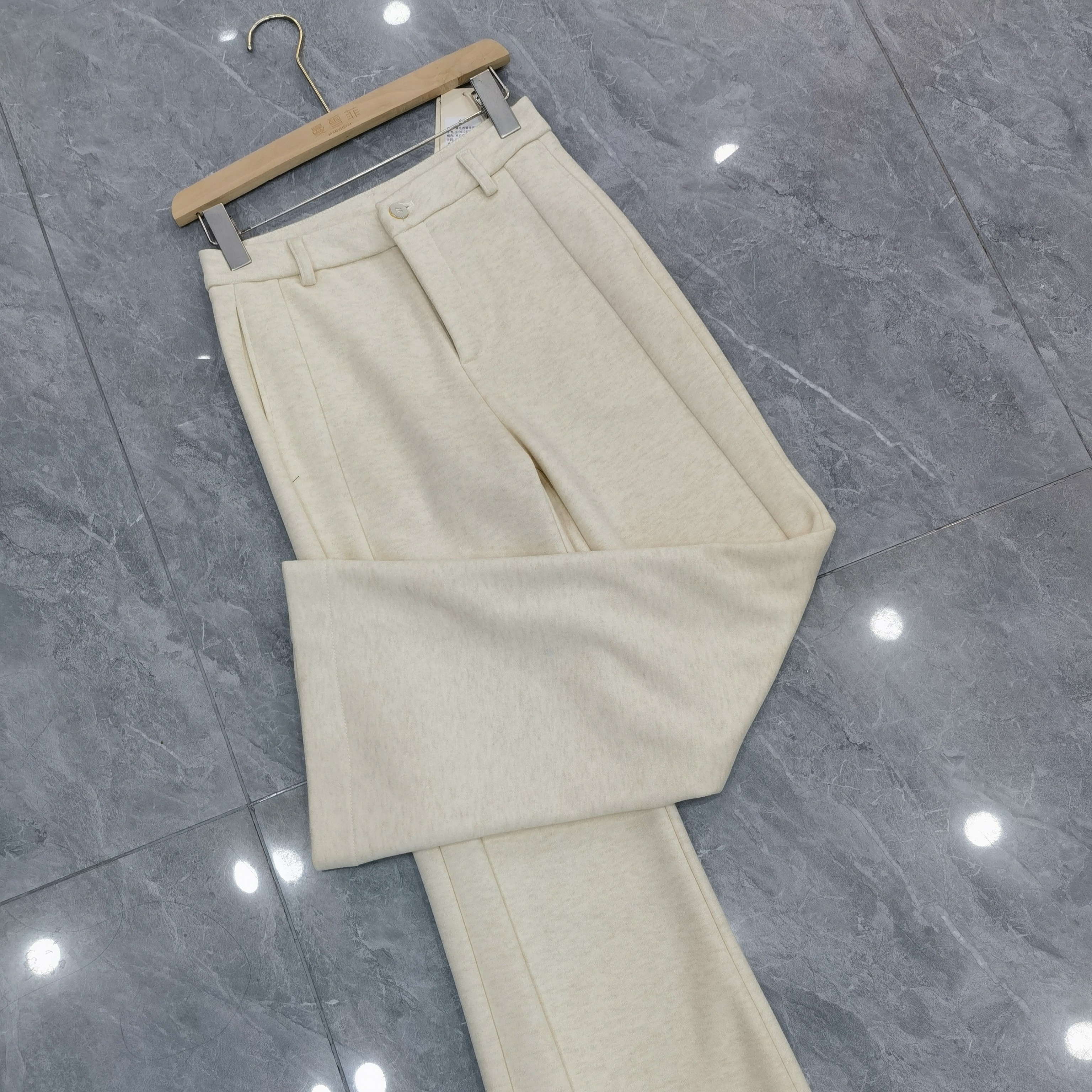 曼雪菲磨毛西装微喇裤