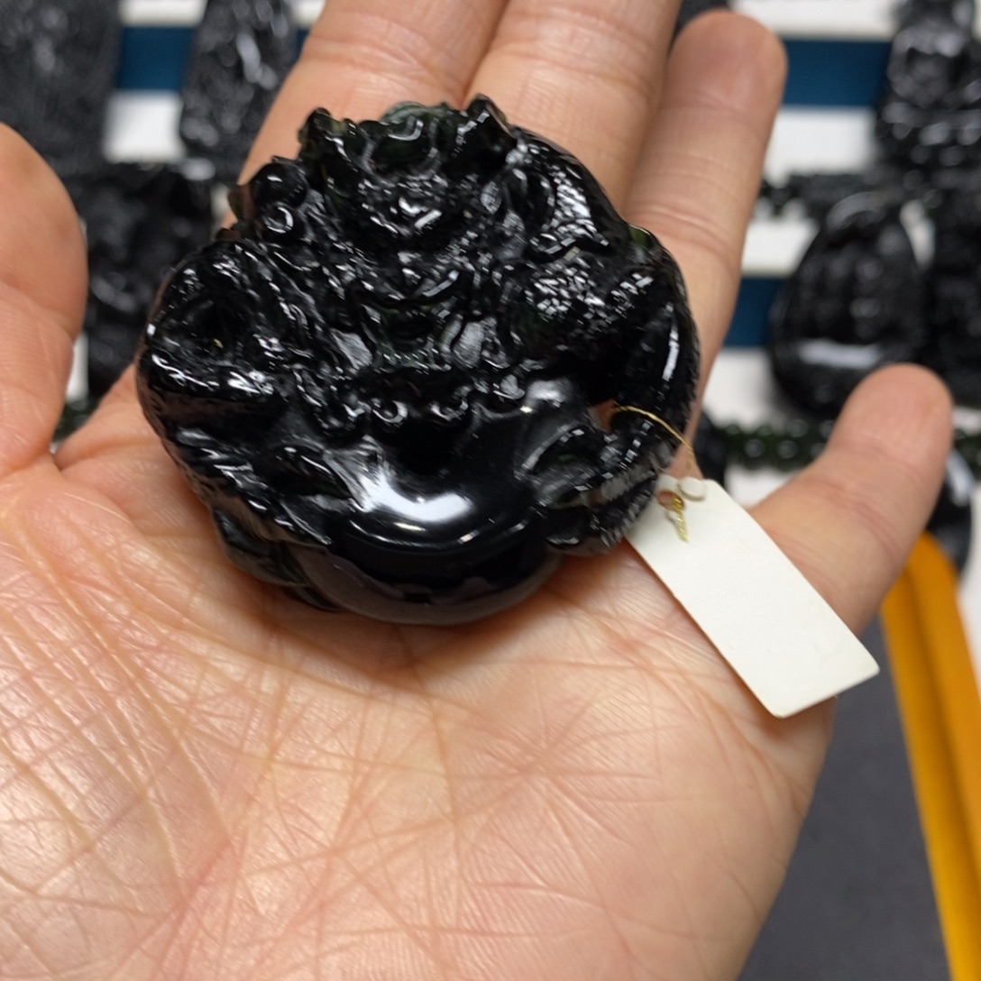 ****蛇纹石玉未镶嵌吊坠