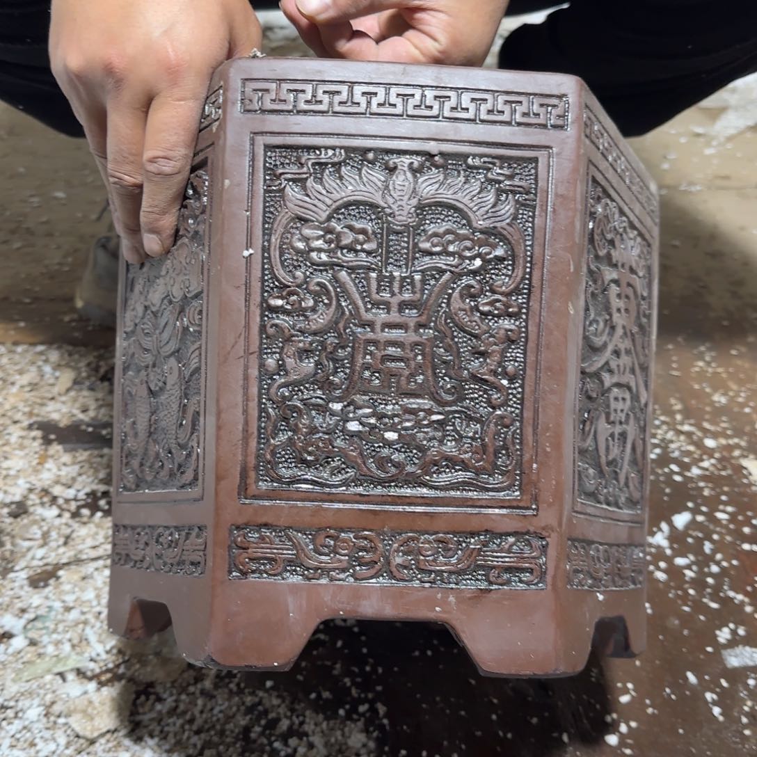 紫砂花盆口径31 27高度27