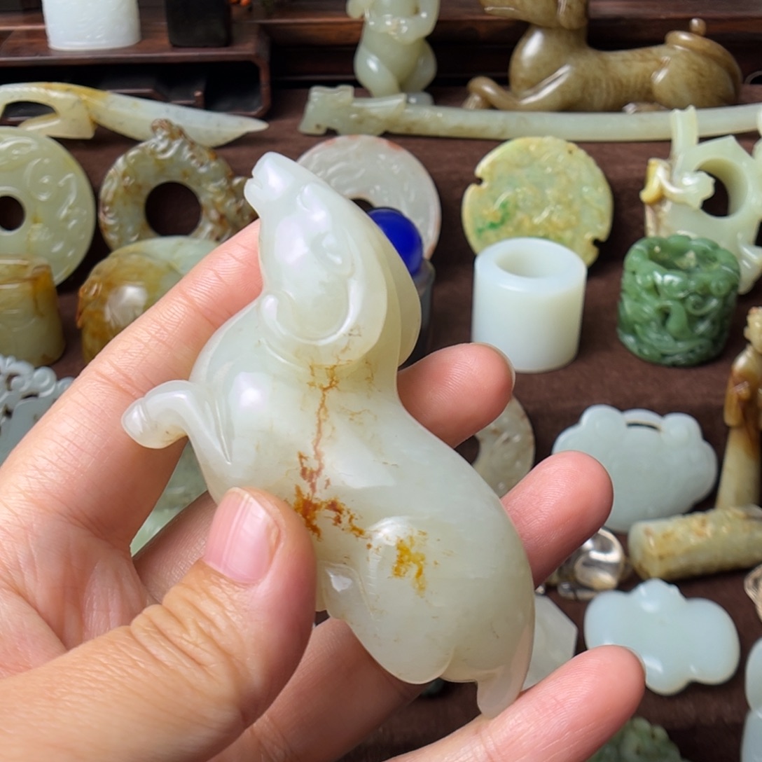 丰***在和田玉未镶嵌挂件