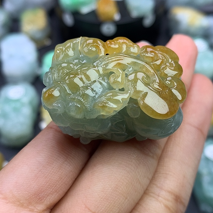 翡翠未镶嵌颈饰天然缅甸翡翠