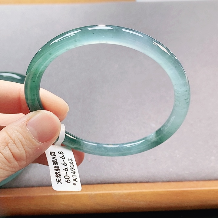 【闪购商品】翡翠手镯（圆镯）未镶嵌