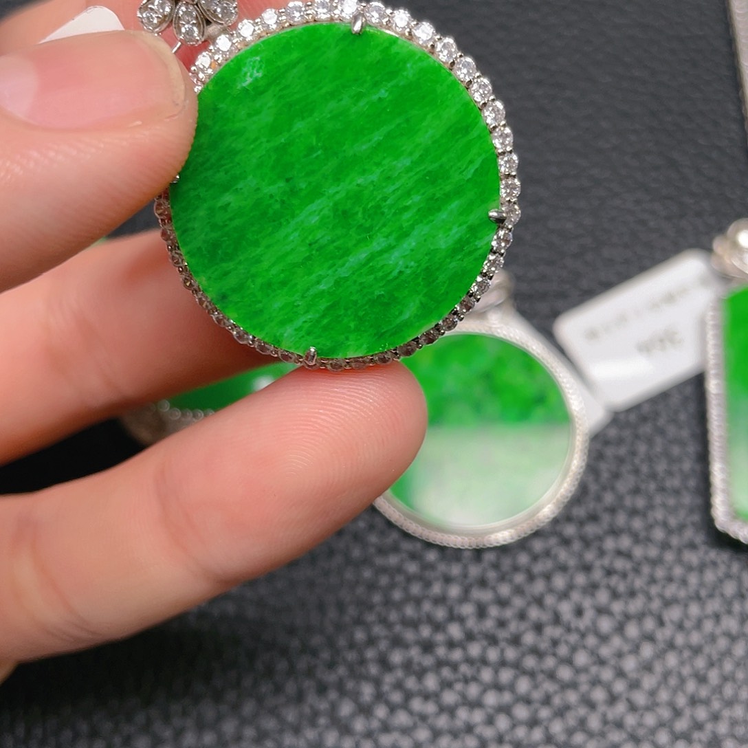 【闪购商品】翡翠吊坠(不含链)银S925镶嵌