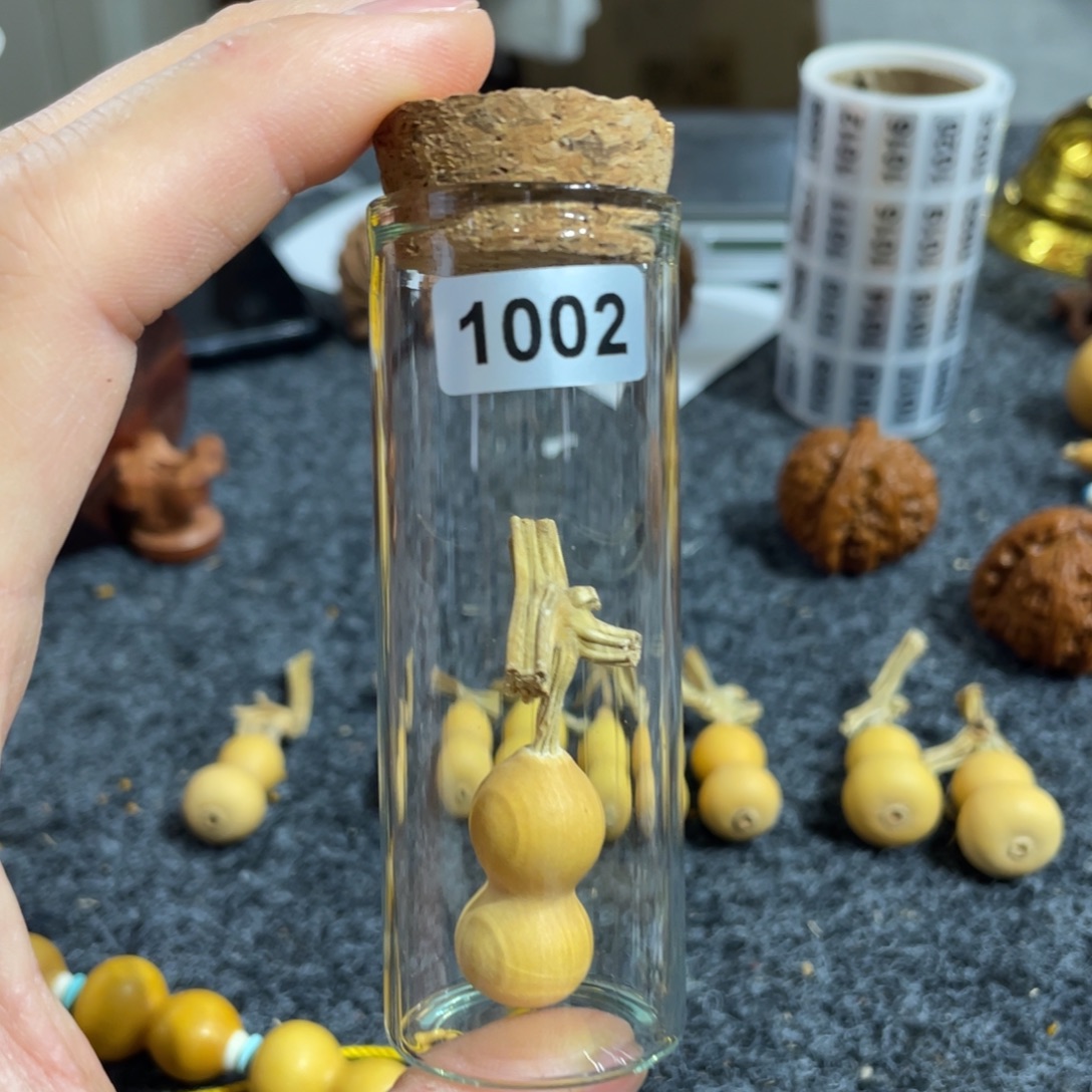 y***g觉无界精品草里金葫芦1002号