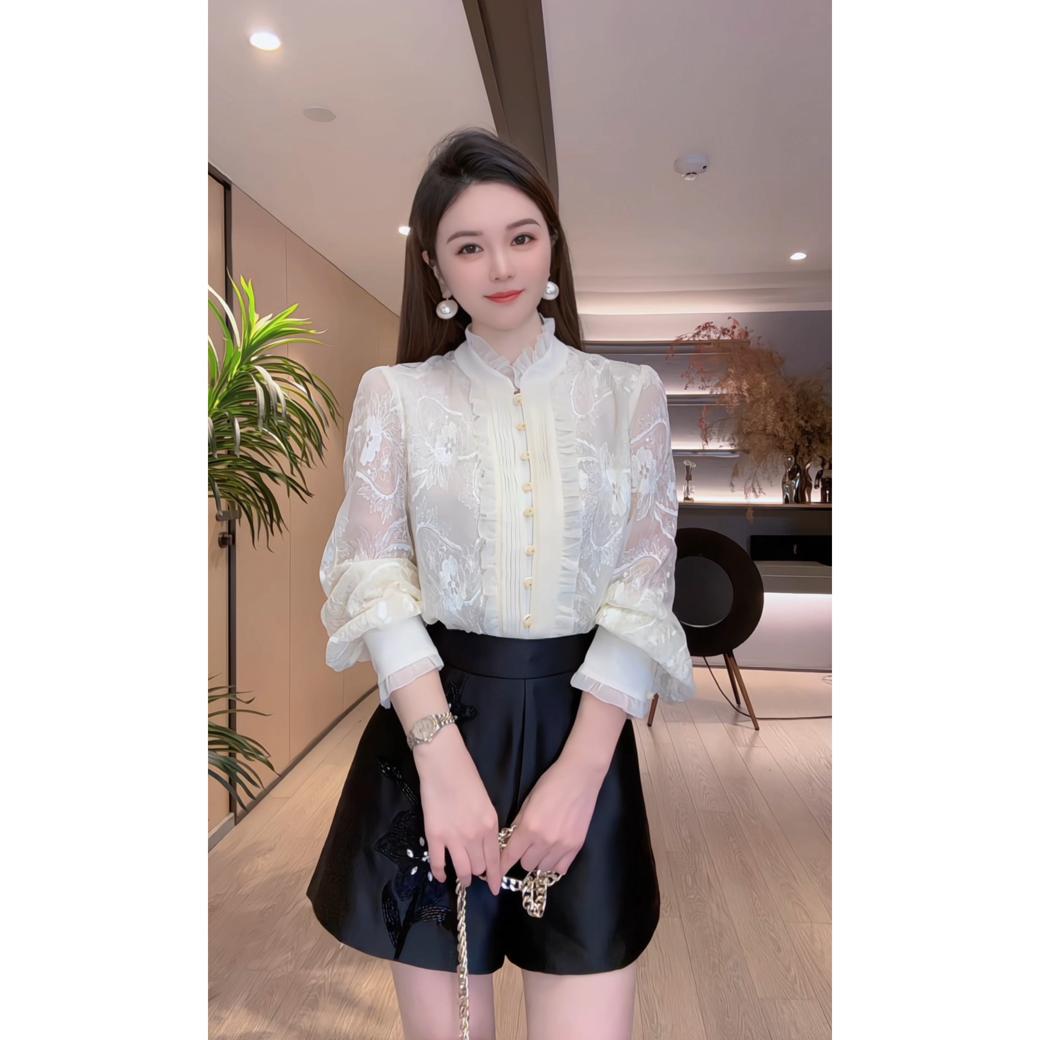 【深圳米熙儿】新款桑蚕丝重工刺绣绣花轻奢衬衫Y226