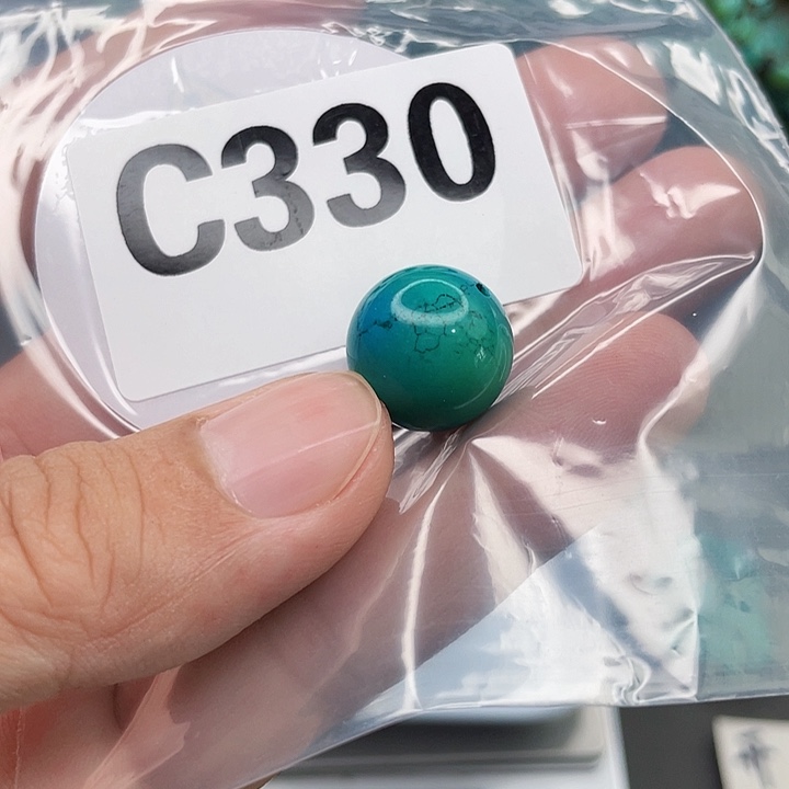 湖北十堰原矿绿小松