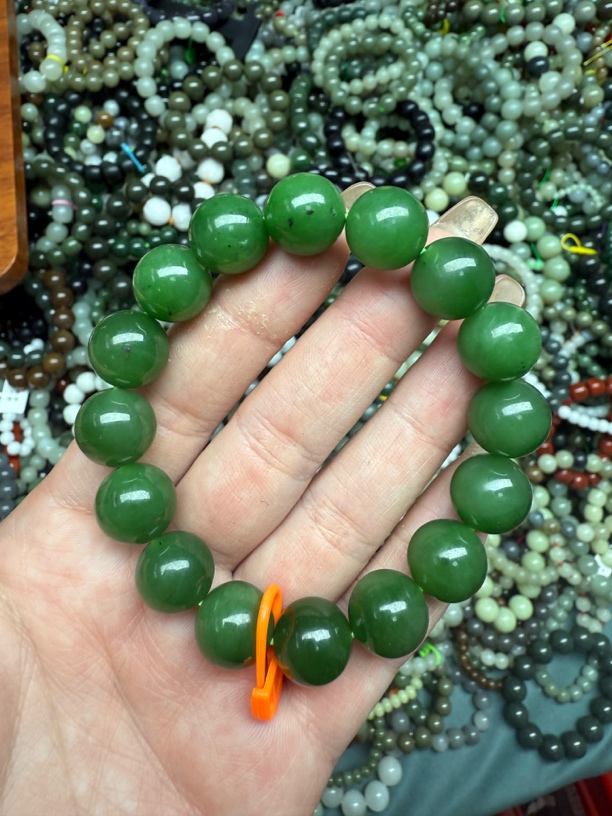 和田玉未镶嵌时尚