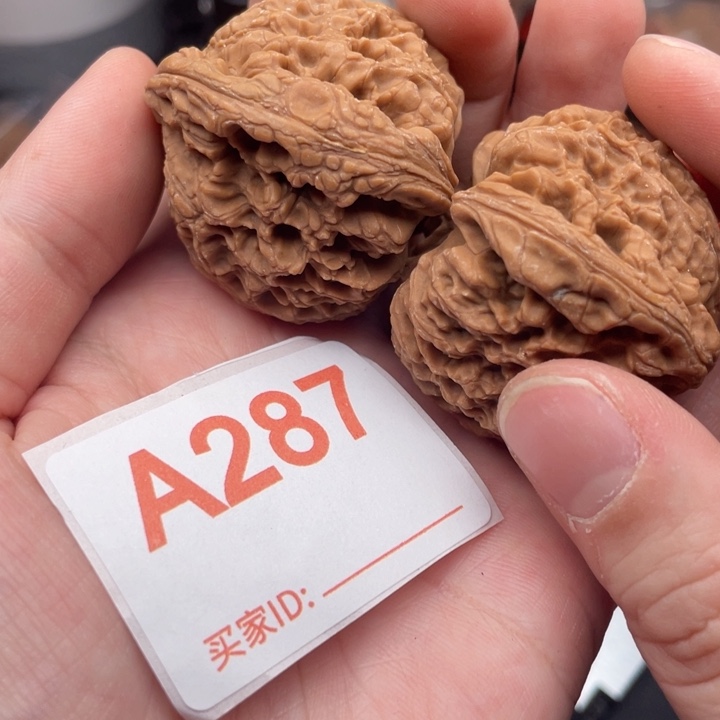 文玩核桃吊坠核桃