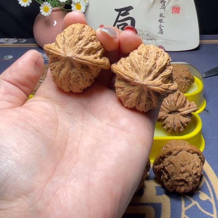 懂***！核桃41尺寸全品红宝石