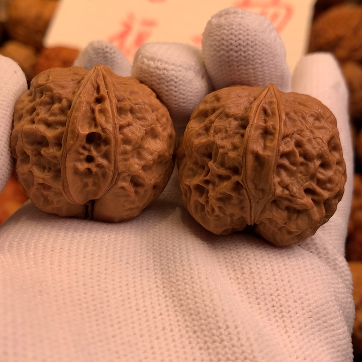 文玩核桃吊坠8哦哦哦哦
