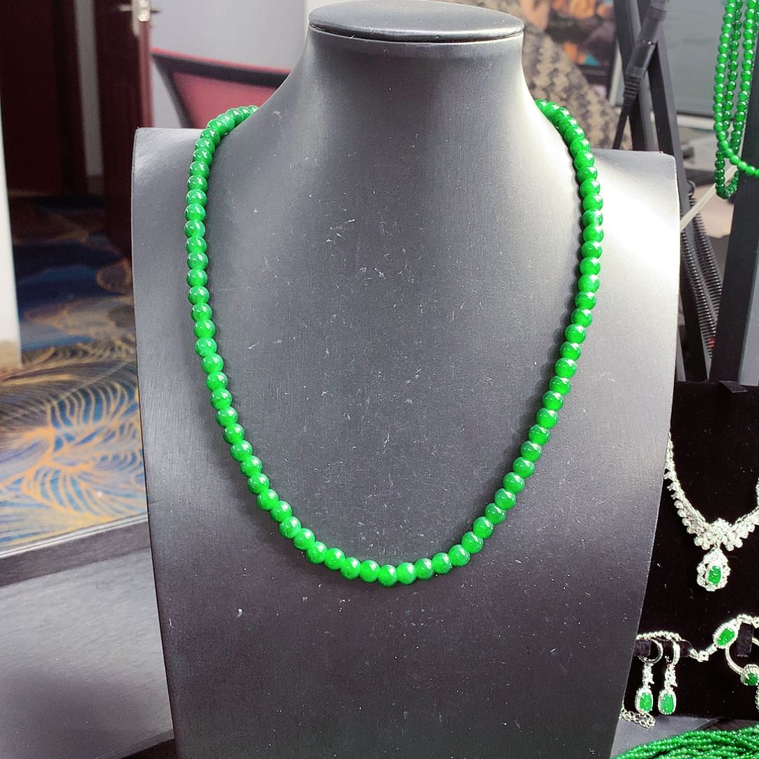 翡翠手链未镶嵌翡翠