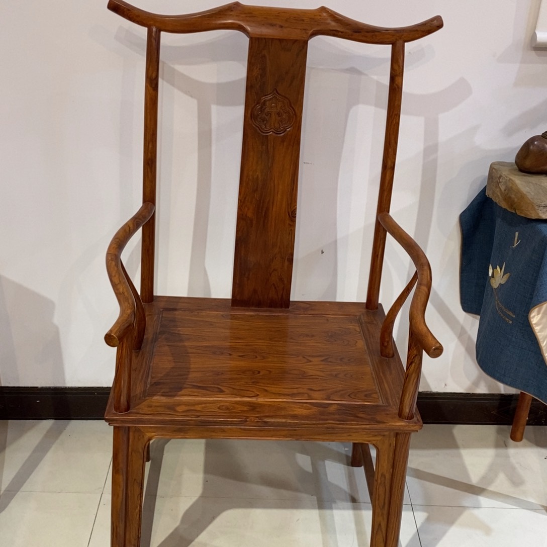 香枝木类成套家具用****9降香黄檀北官帽椅订金