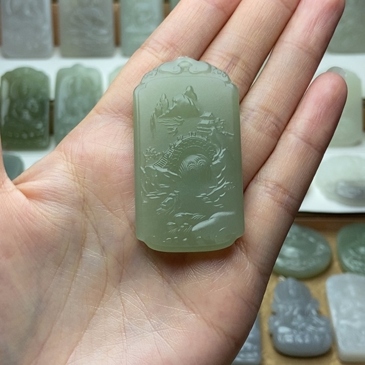 和田玉未镶嵌颈饰