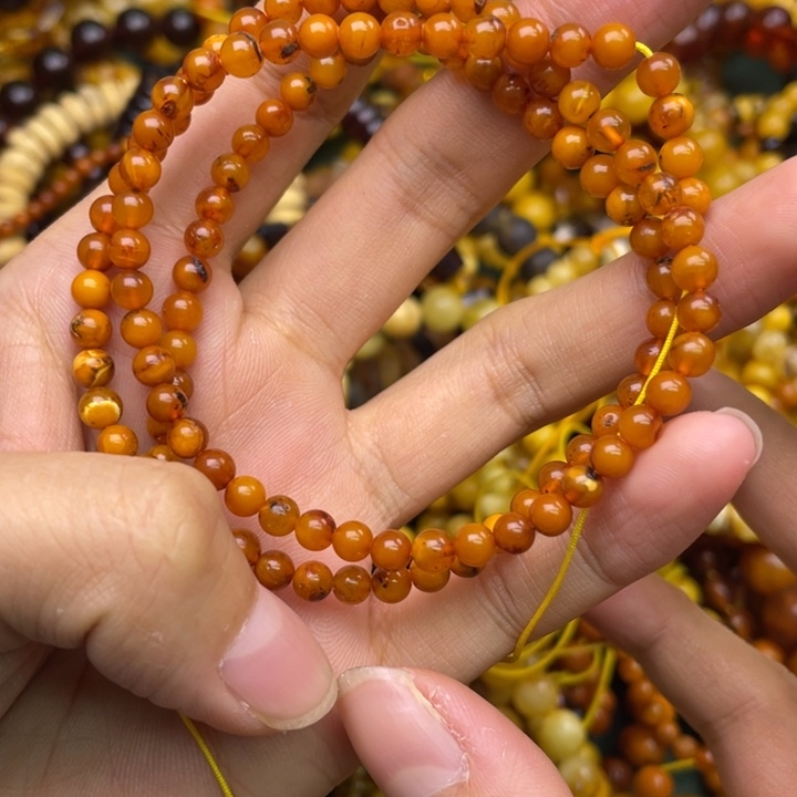 琥珀未镶嵌珠宝奇石