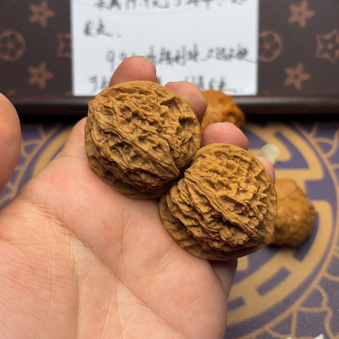 核桃04号。福利。 盘龙纹。 