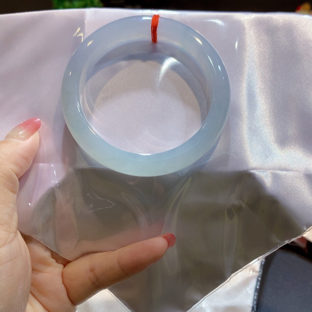 翡翠未镶嵌手镯翡翠手镯