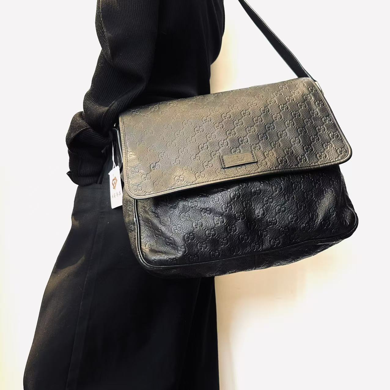 95新 GUCCI/古驰 古驰黑色单肩包 2506260474