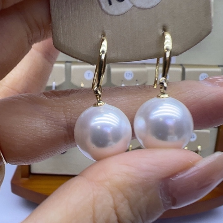 淡水珍珠耳饰未镶嵌