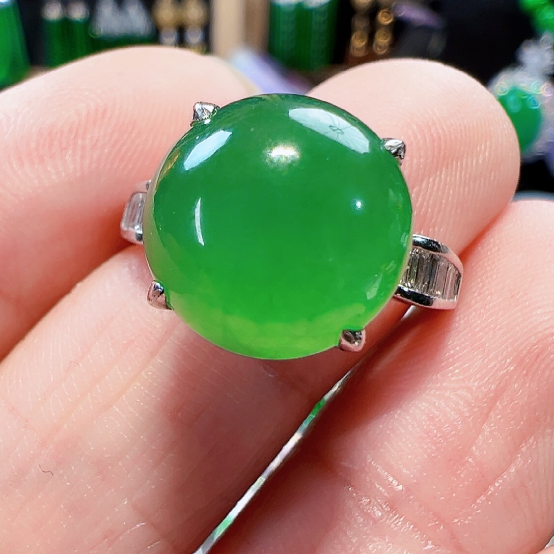 翡翠戒指18K金镶嵌签收后24小时鉴赏期