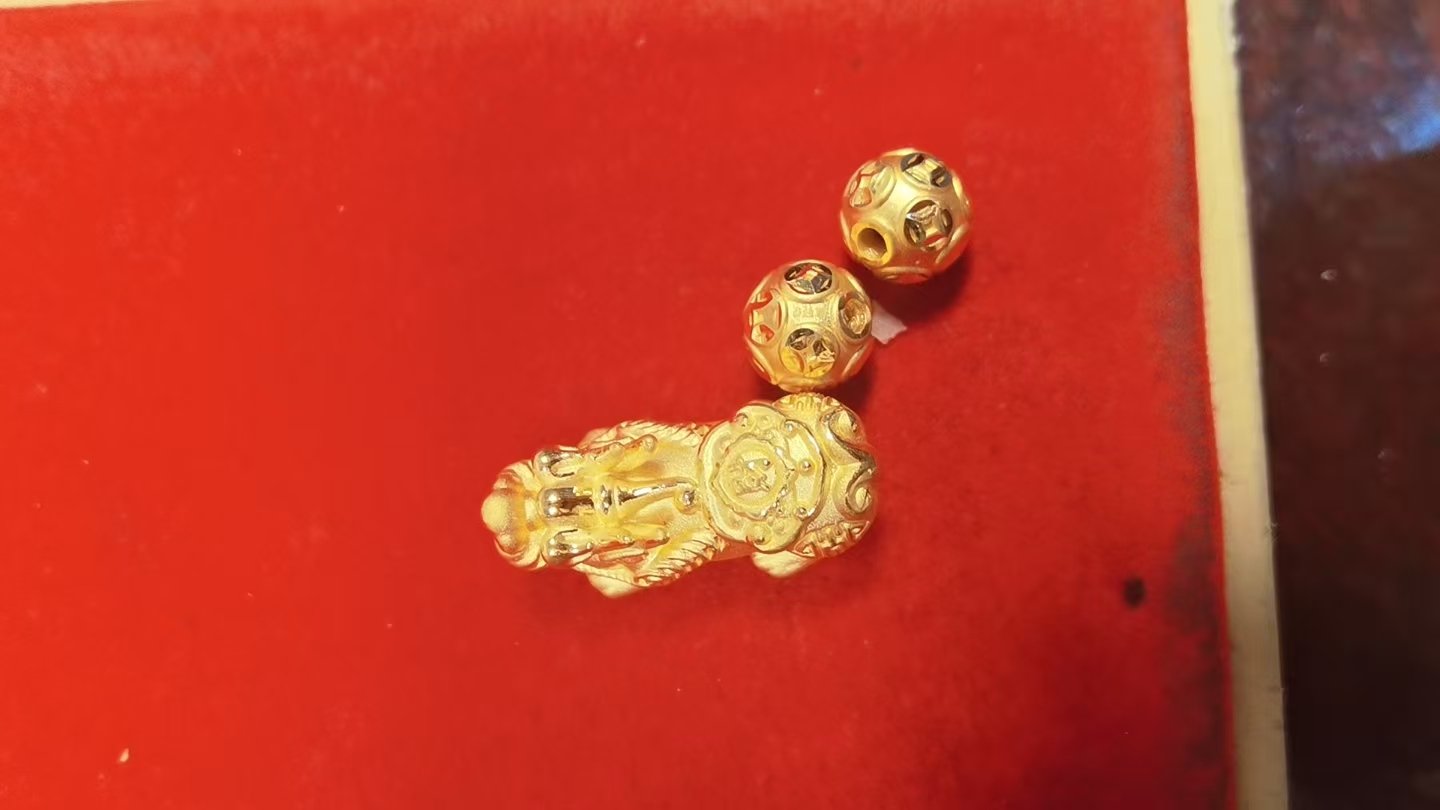 5.55克足金999貔貅转运珠