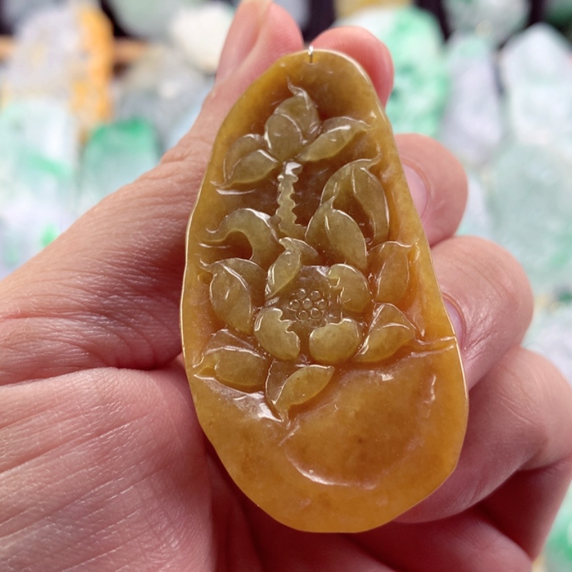 【闪购商品】翡翠吊坠(不含链)未镶嵌