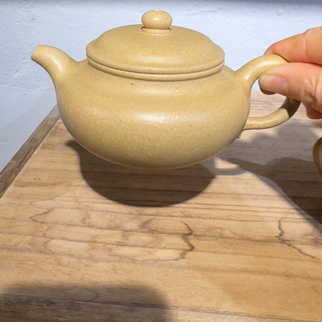 本山绿泥茶壶梨皮200毫升左右