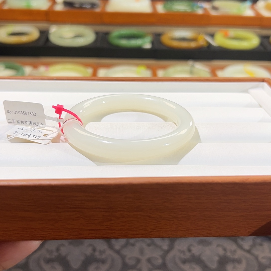 和田玉手镯未镶嵌  【白玉】