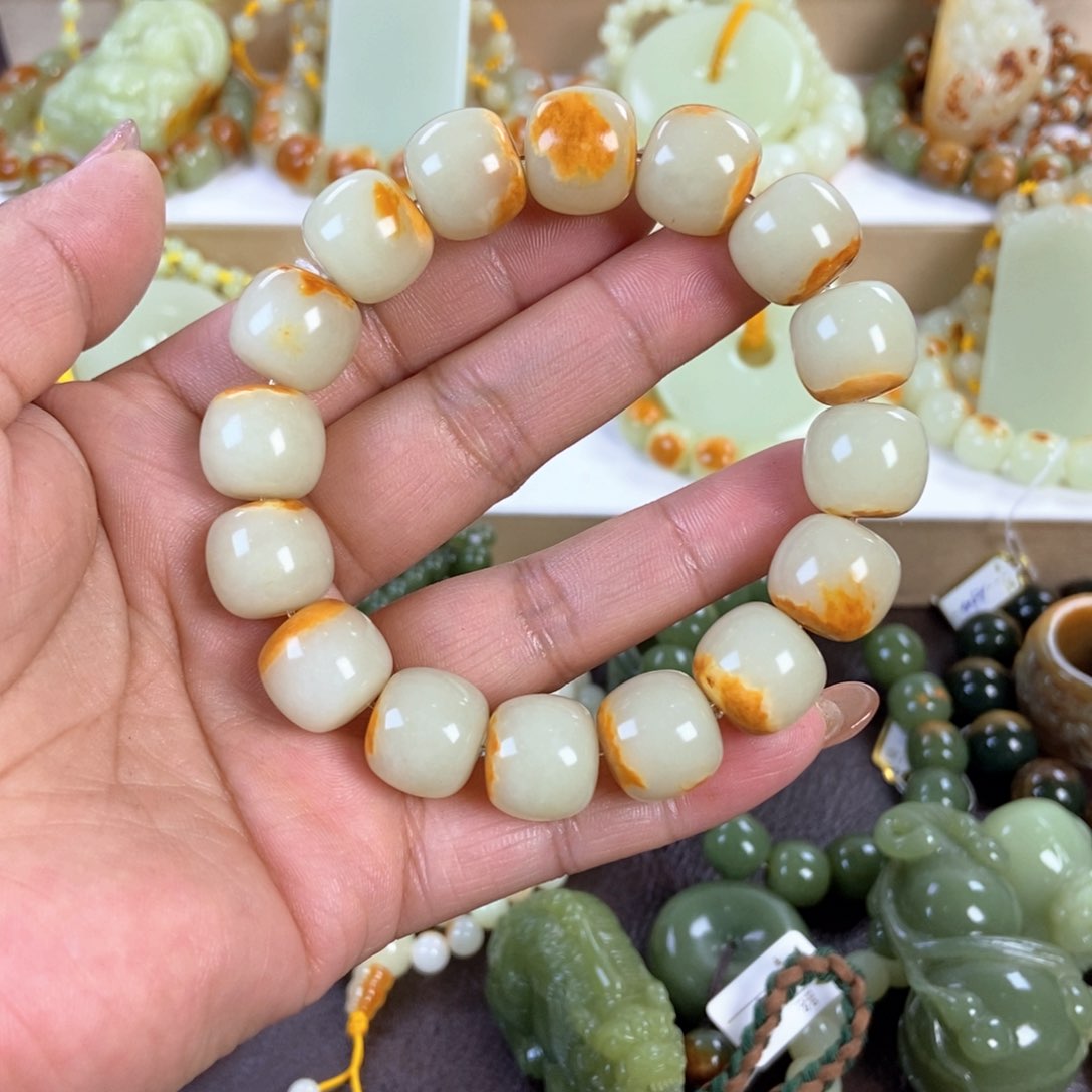 未镶嵌透闪石质玉手串