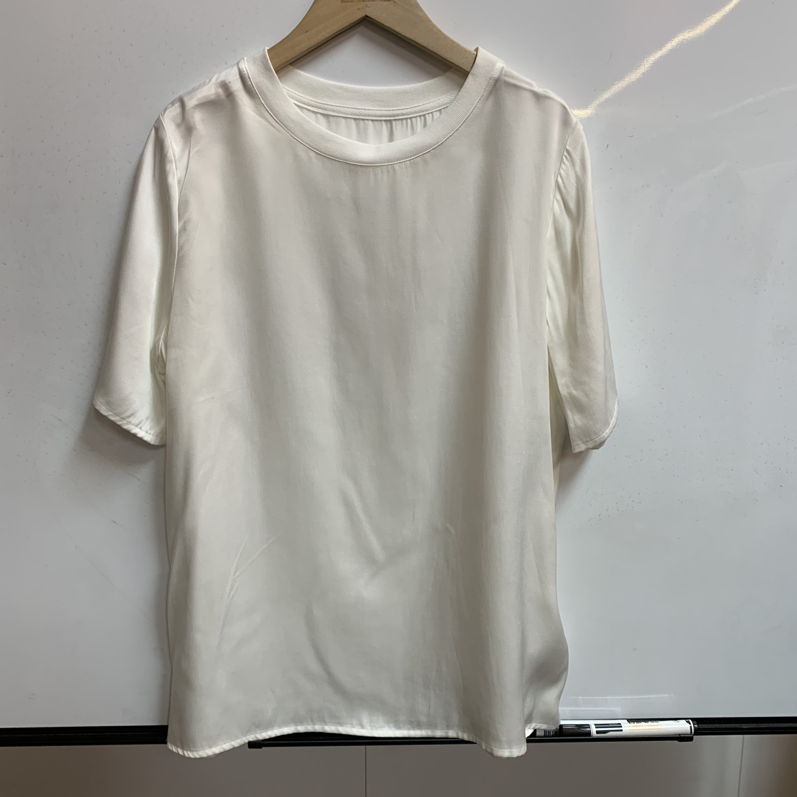 铜氨丝通勤纯短袖T恤上衣E441