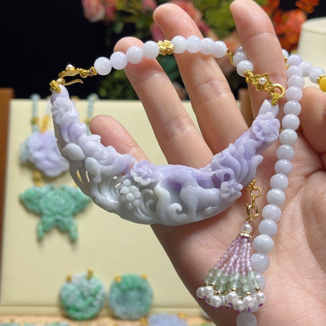 翡翠颈饰未镶嵌南***鲜天然