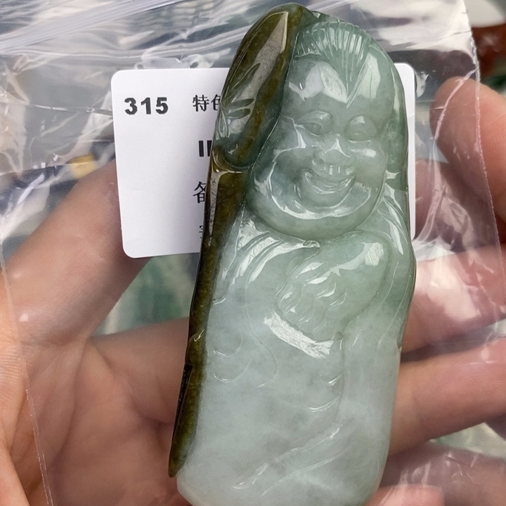 颈饰未镶嵌翡翠手把件