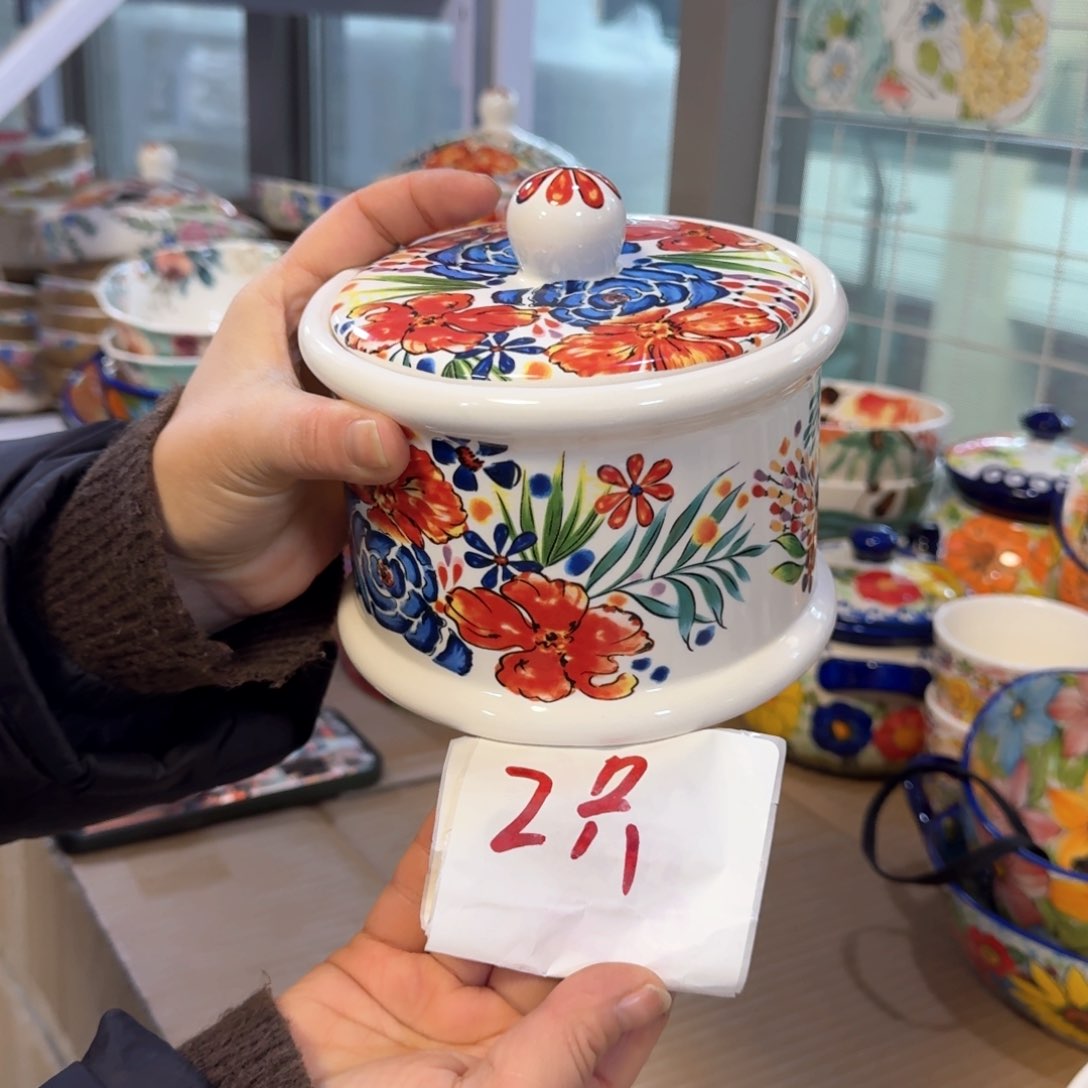 陶瓷繁花700毫升密封罐两只看图