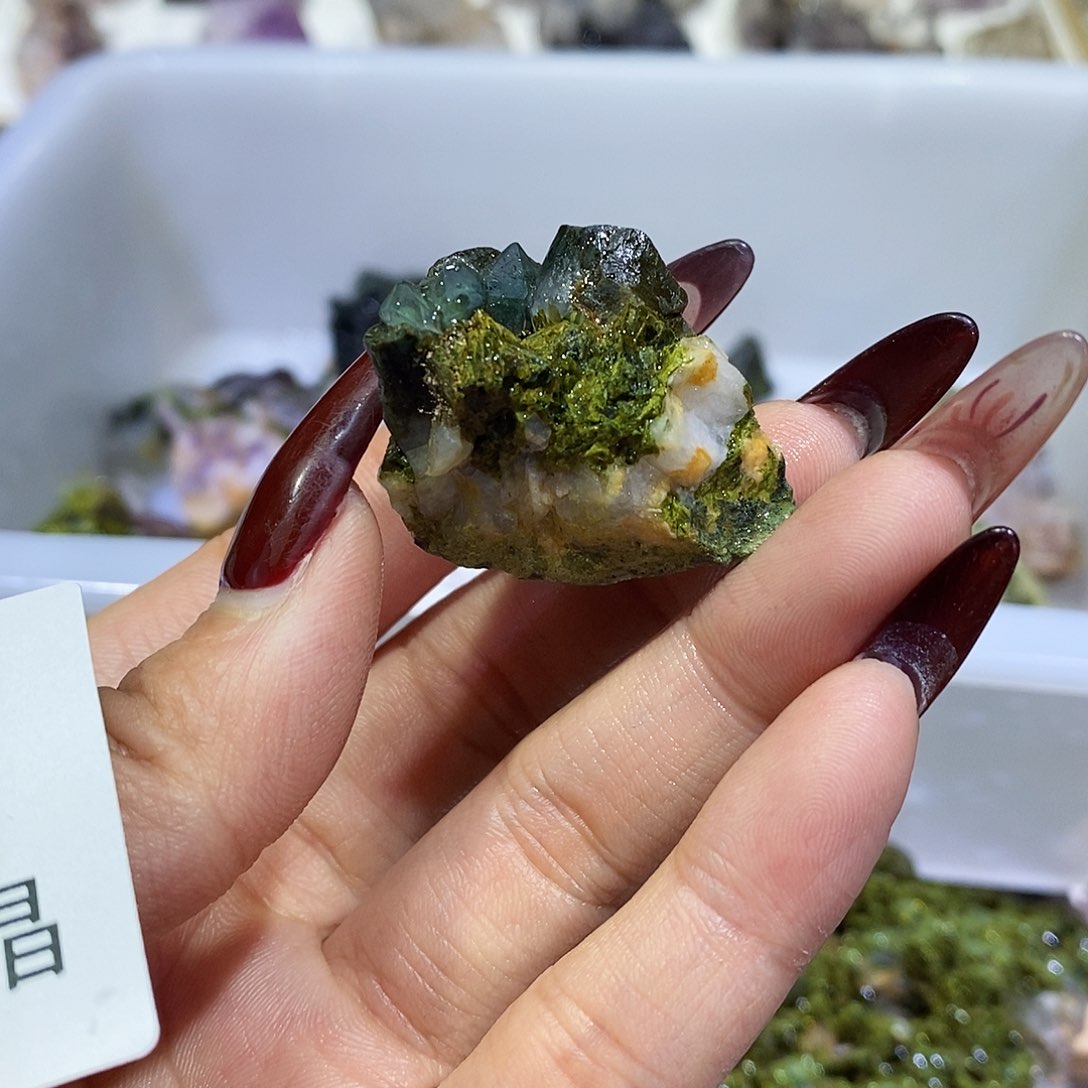 未镶嵌珠宝半成品水晶570