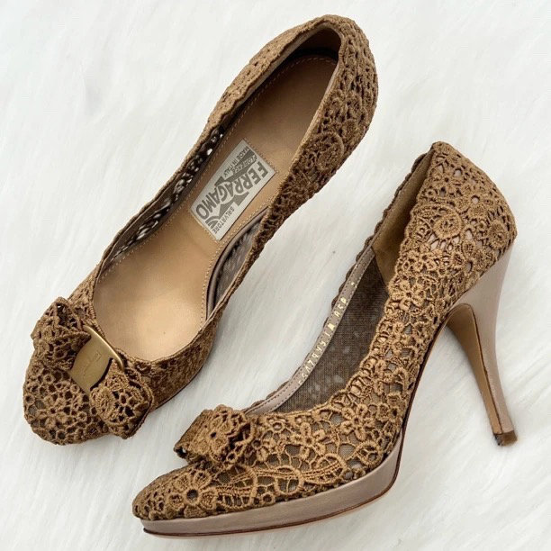 未使用 FERRAGAMO/菲拉格慕 网纱蕾丝高跟鞋 37.5码 公价7k c7115