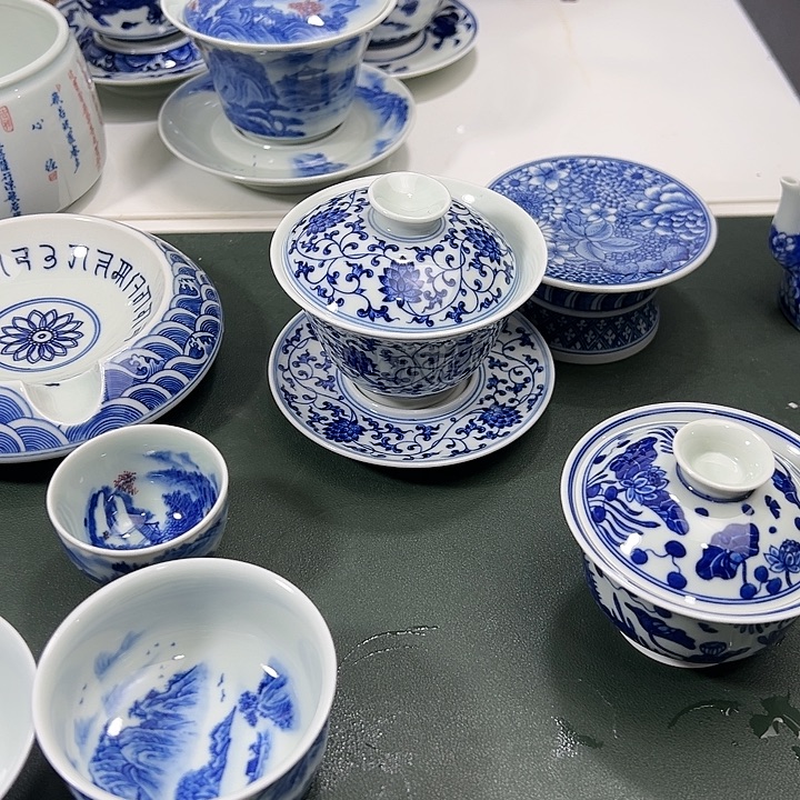 R***罗微瑕柴窑工笔山水炉式杯