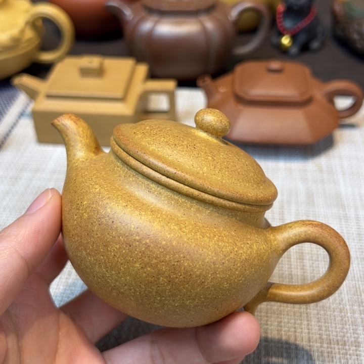 一***谦紫砂茶壶莲子，容量150，封釉