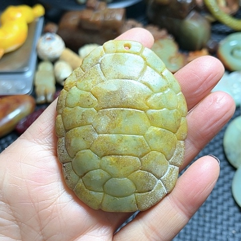 白玉菩提吊坠摆件