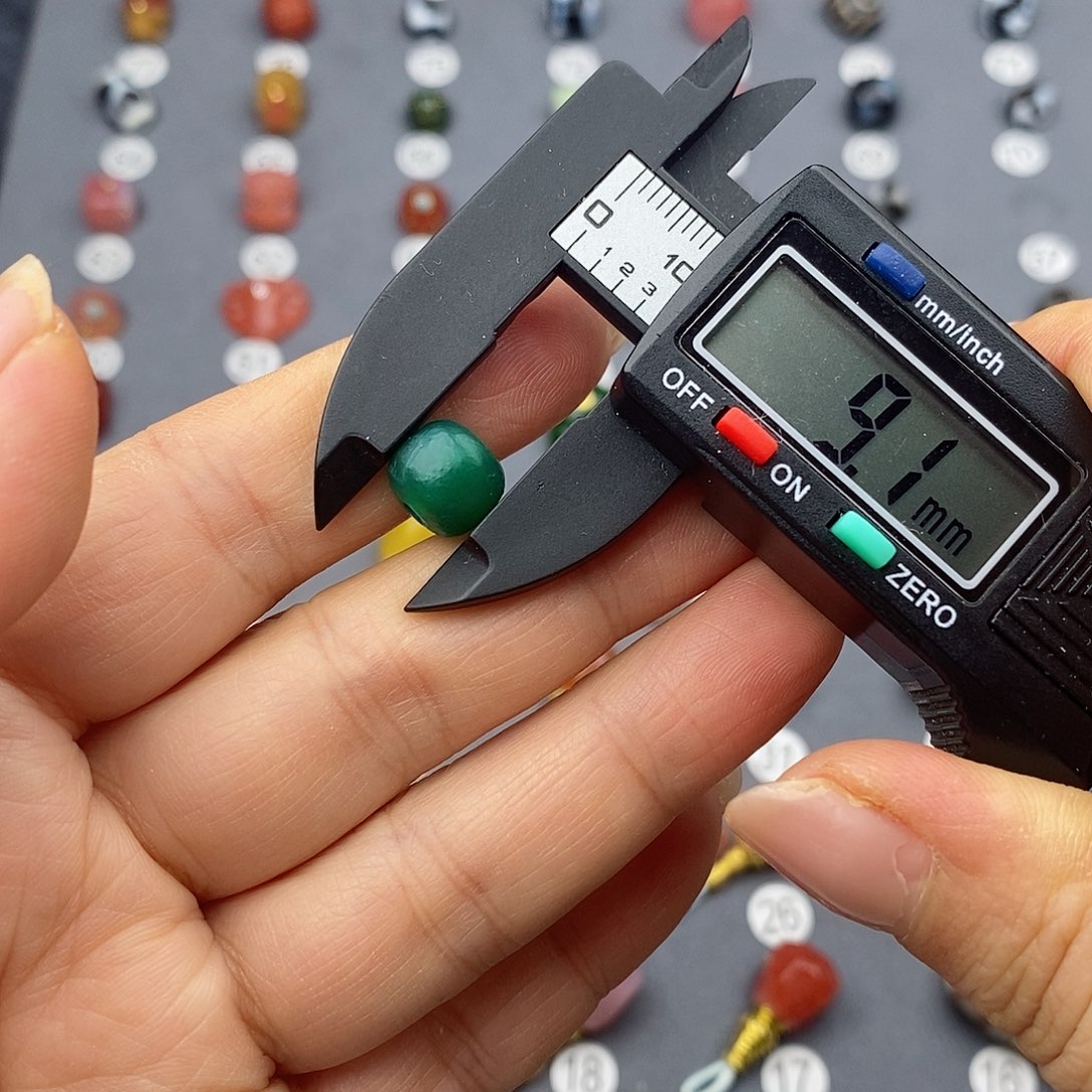 玛瑙/玉髓饰品合金