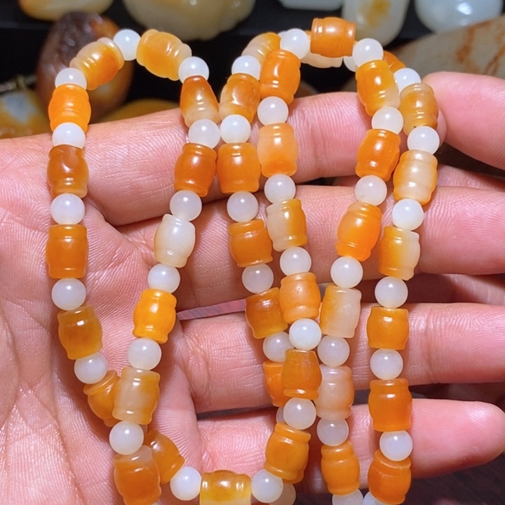 和田玉9/8桶珠项链未镶嵌