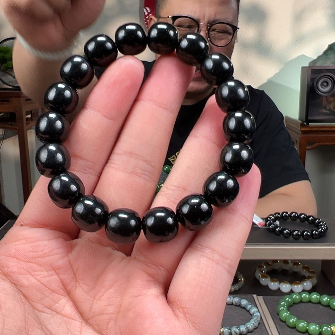 和田玉未镶嵌手链卡12mm黑青