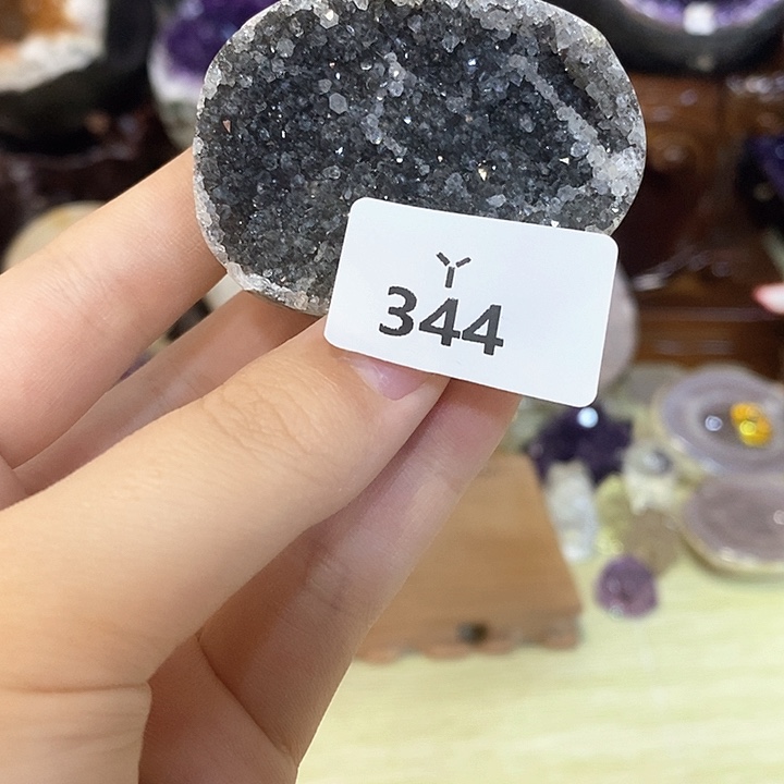 未镶嵌水晶大型摆件（非配饰）