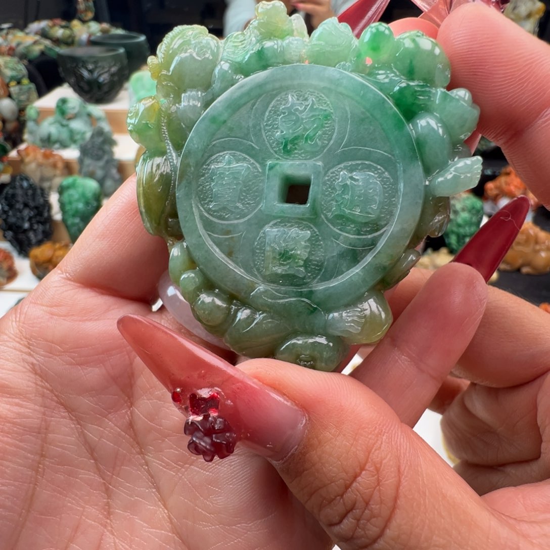 未镶嵌定制翡翠天然缅甸